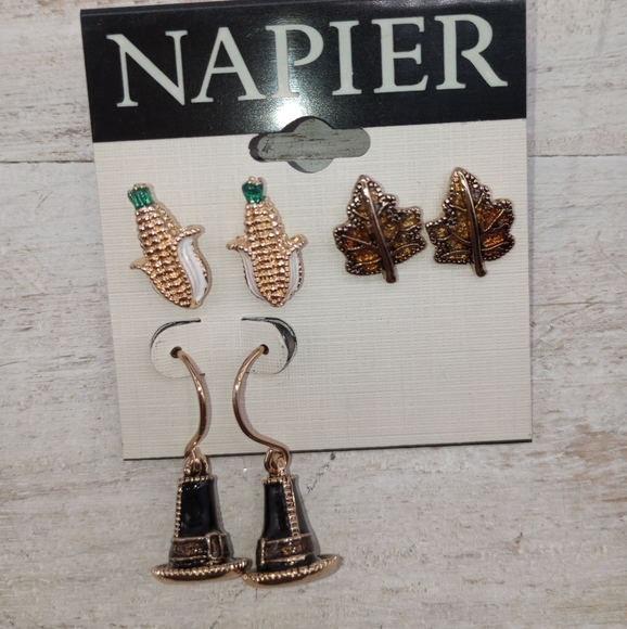 Napier Thanksgiving/Fall Earrings - Picture 2 of 2